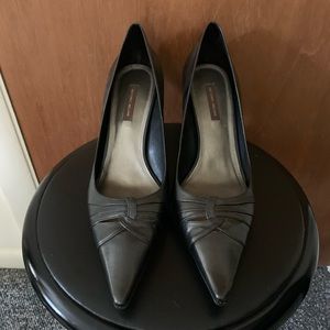 Ladies Antonio Melani Genuine Leather Pumps